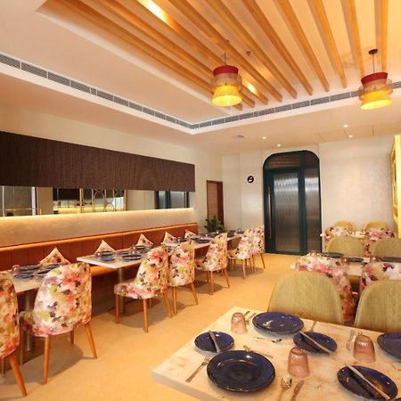 The Grand Ambassador Hotel Kottayam Ngoại thất bức ảnh