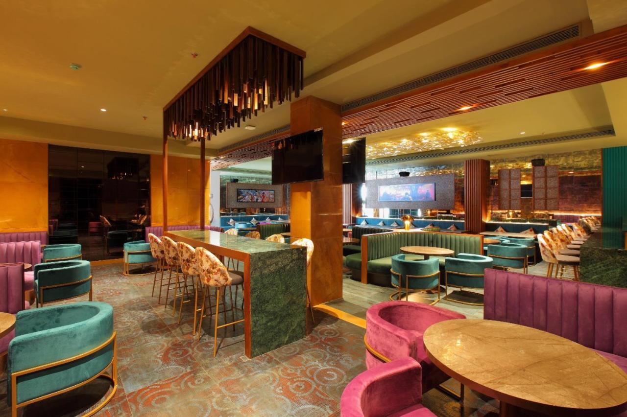 The Grand Ambassador Hotel Kottayam Ngoại thất bức ảnh