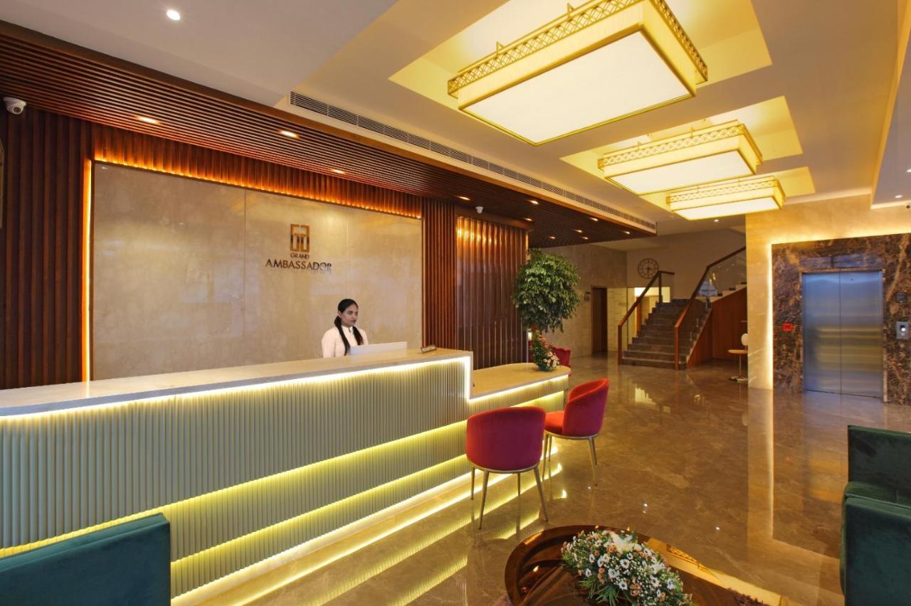 The Grand Ambassador Hotel Kottayam Ngoại thất bức ảnh